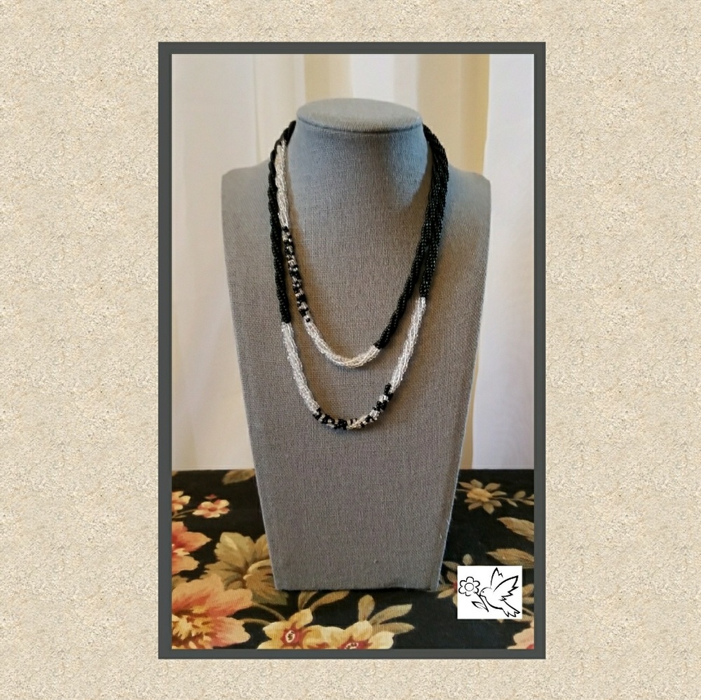 Elegant Beaded Necklace